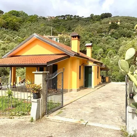 Claudia, Citra 010037-lt-0678 * Moneglia