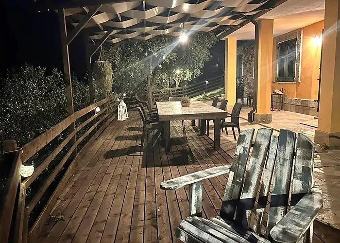 Claudia, Citra 010037-lt-0678 Villa Moneglia